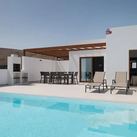 Deva - Vipvipvillas Villa *